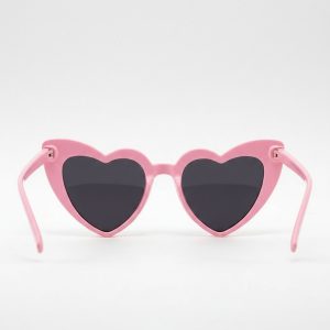 womens oversized love heart sunglasses 4